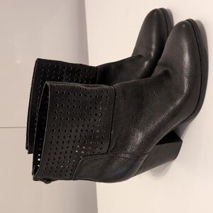 Nine West Black Leather Hippy Chic Boots Size 8.5